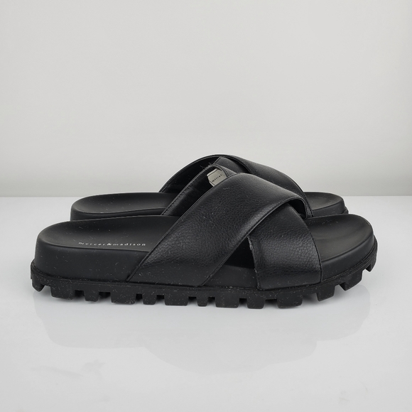Mercer & Madison Black Rilla Sandals - Picture 2 of 8